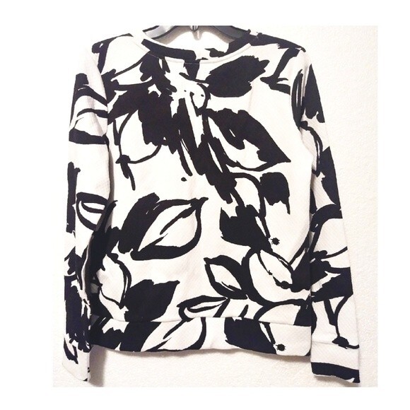 Loft Floral White &‎ Black Top - Picture 6 of 7